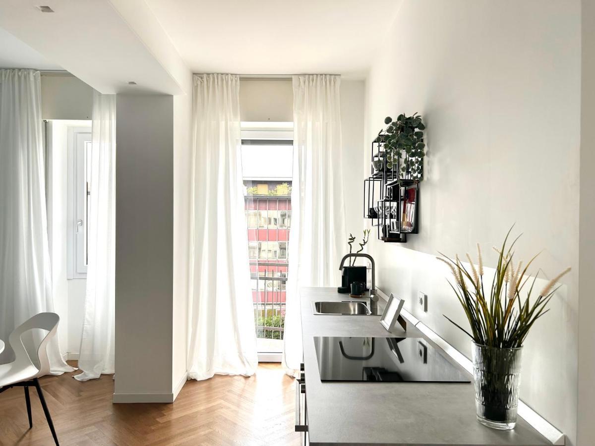 Your Window On The City - Via Gioia Apartman Milánó Kültér fotó